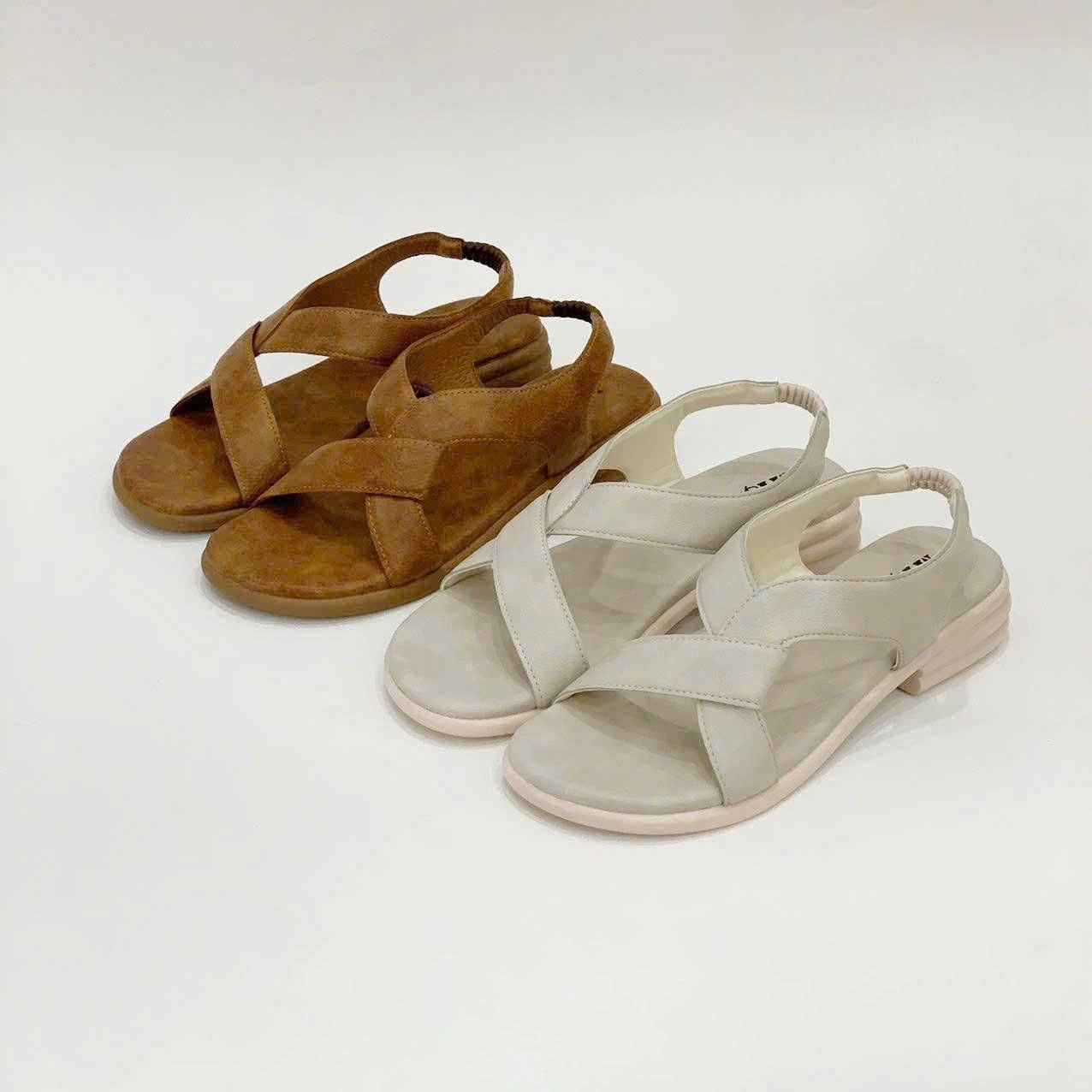  Giày sandal nữ quai chéo, đế 3cm MT120 