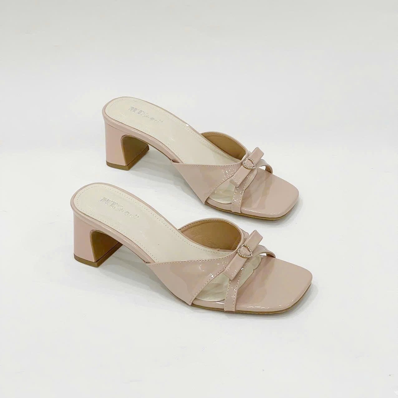  Guốc nữ mũi vuông nơ đính đá hình trái tim MT2529 