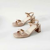  Giày sandal mũi vuông nơ trái tim MT2530 