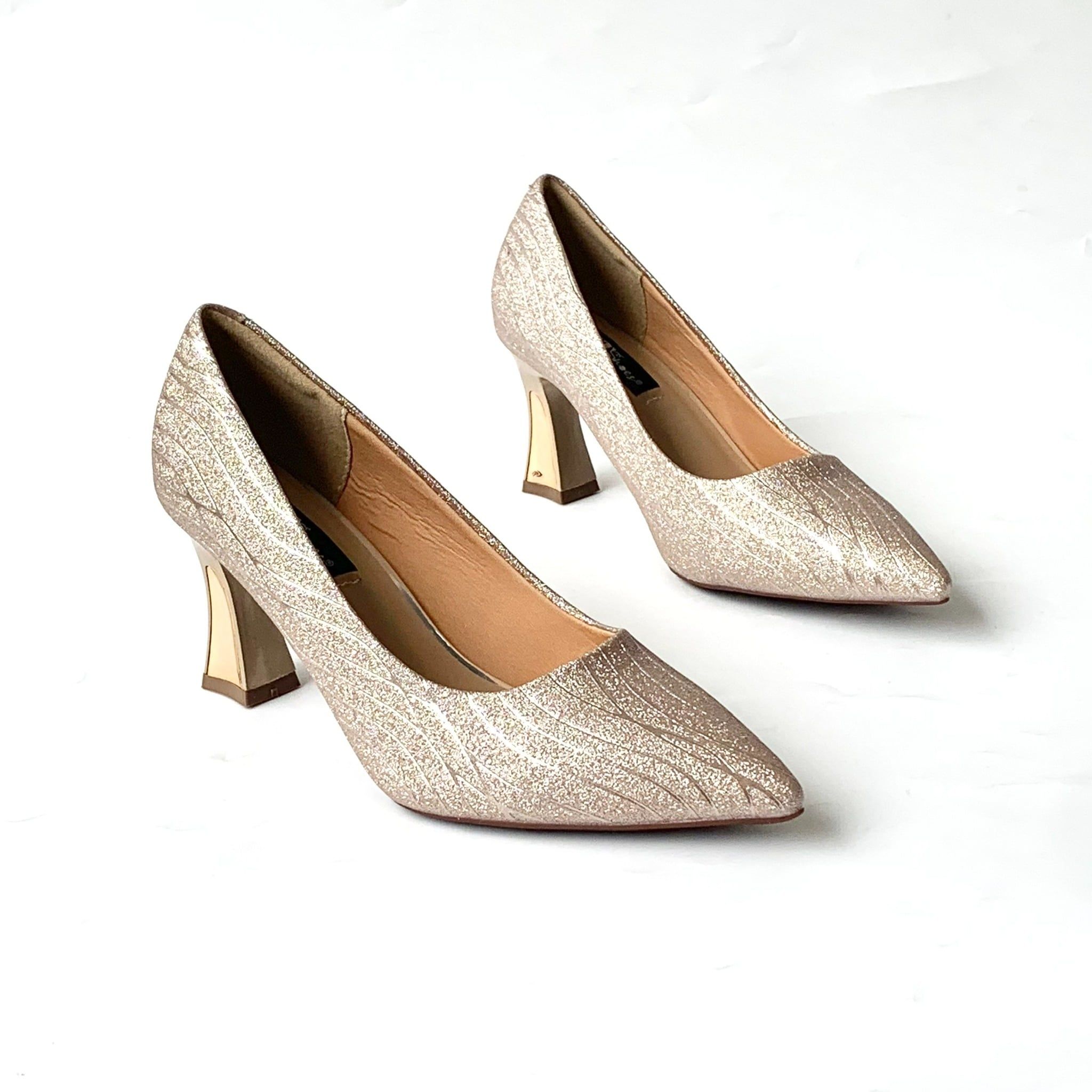  Giày cao gót mũi nhọn gót ốp đồng 7cm MT218 