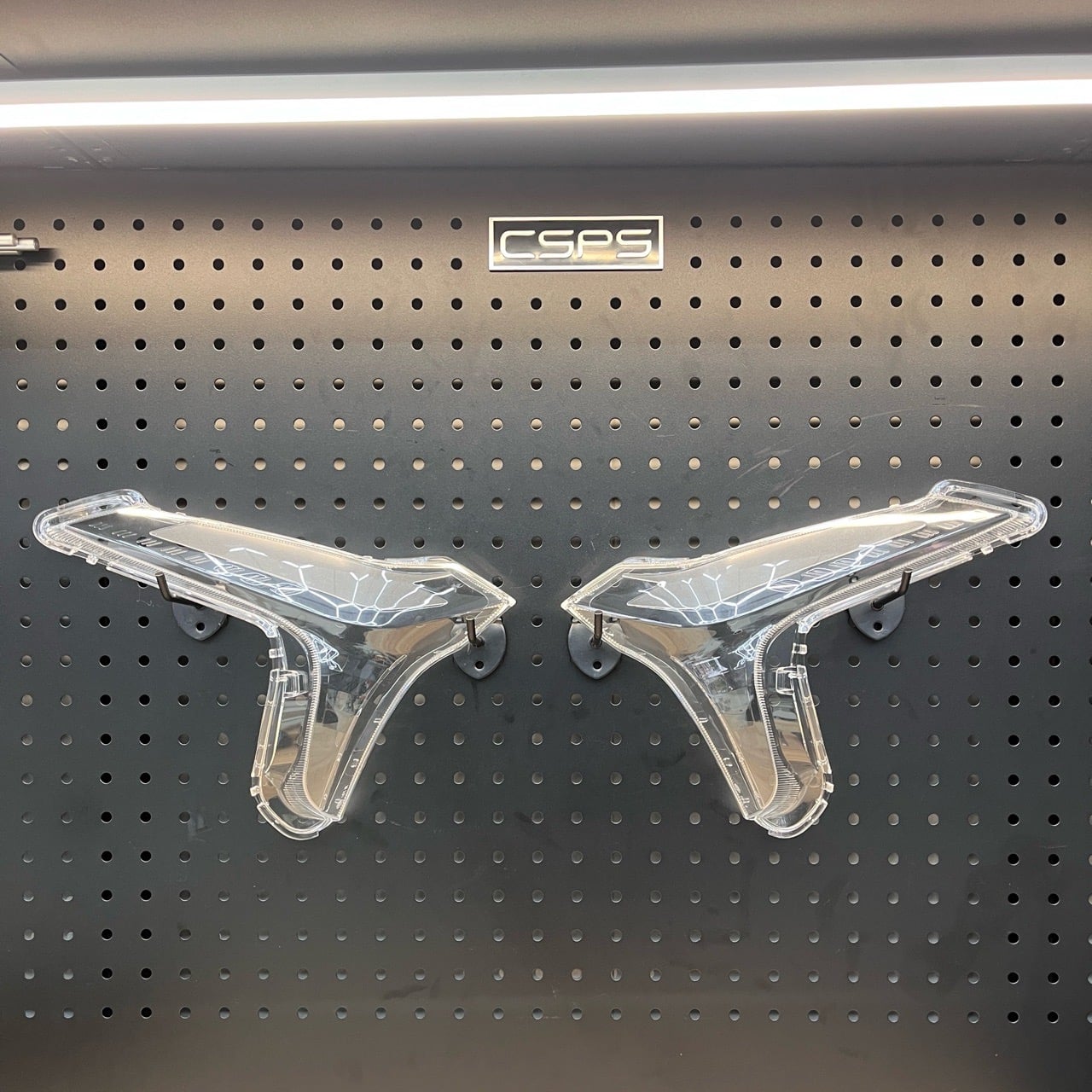 MIKA XI NHAN TRƯỚC FUTURE LED 2018-2025