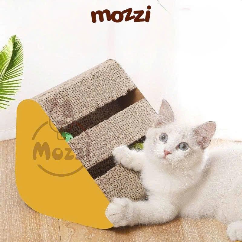 Bàn cào móng tam giác 2 tầng kèm banh 28x17.5x21cm cho mèo