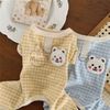 Áo liền chân caro mặt gấu trắng có khoen dắt cho chó mèo