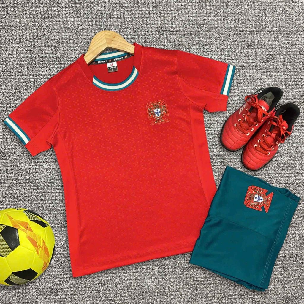 Quẩn Áo Bóng Đá Trẻ Em Đội Tuyển Bồ Đào Nha Đỏ