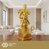 Tượng Trần Hưng Đạo mạ vàng