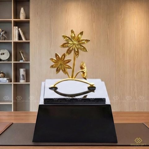 Hoa Hồi Mạ Vàng