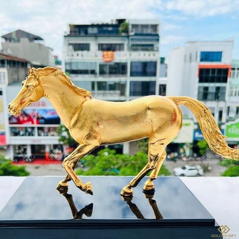 Ngựa Vàng An Nhiên