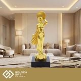 Tượng cô gái mặc áo dài Việt Nam mạ vàng