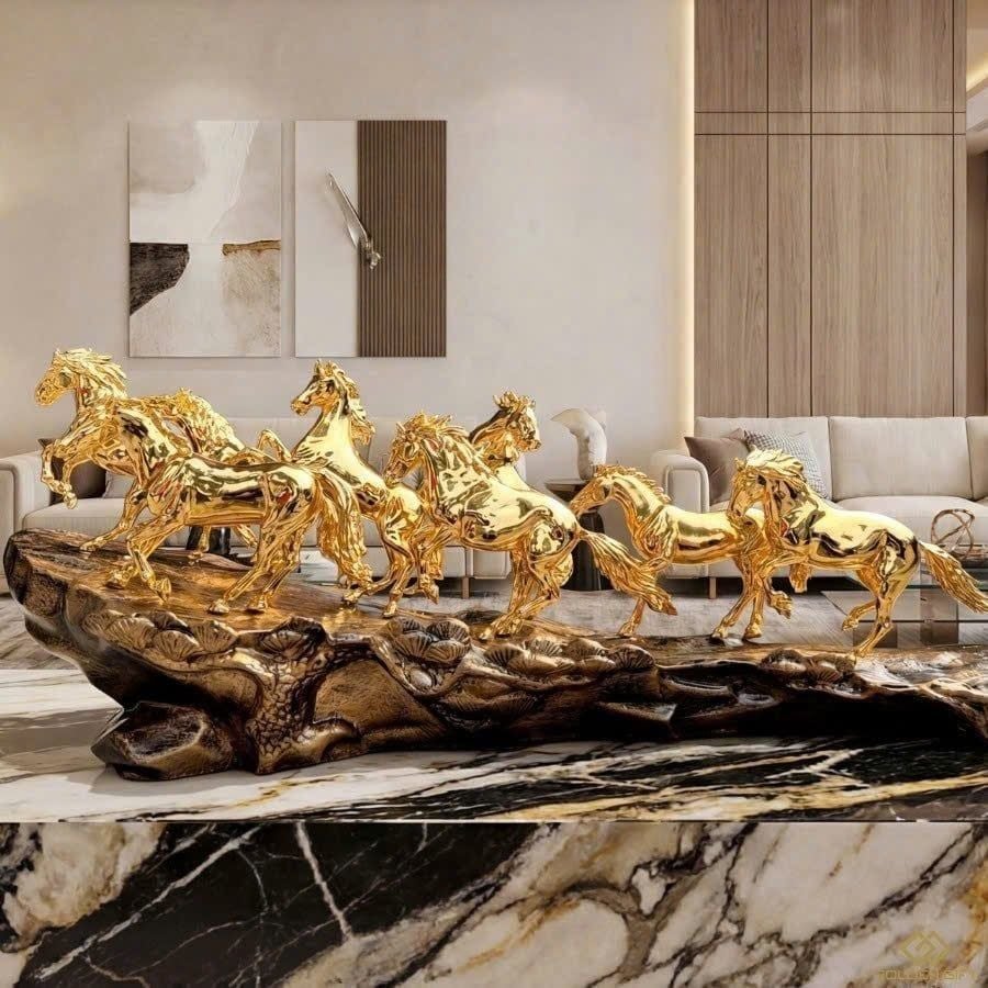 Tượng Ngựa Bát Mã Truy Phong Mạ Vàng