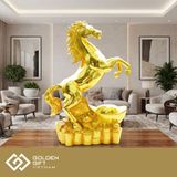 Tượng Ngựa vàng Thịnh Vượng