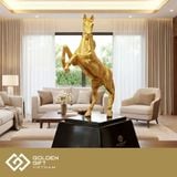 Tượng Ngựa Vàng Chiến Thắng