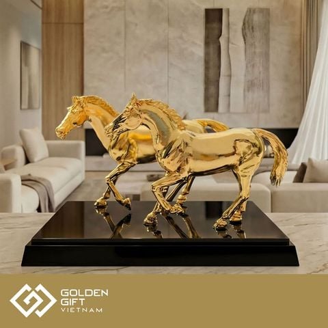 Tượng Song Mã Tự Do