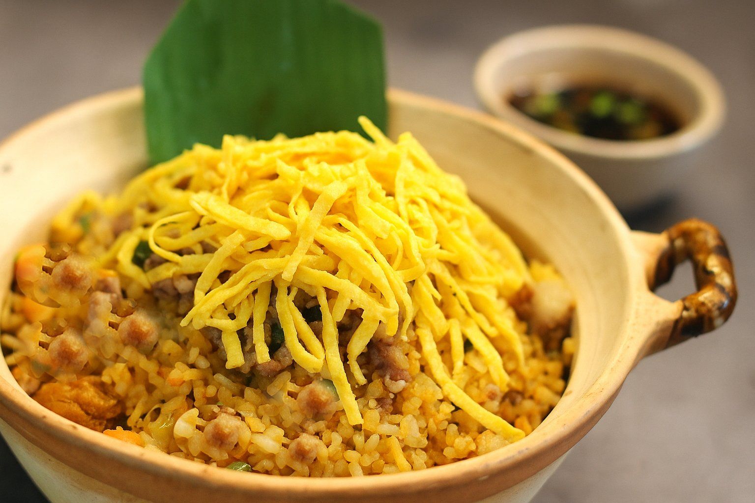  Cơm Chiên Trứng - Egg Fried Rice 