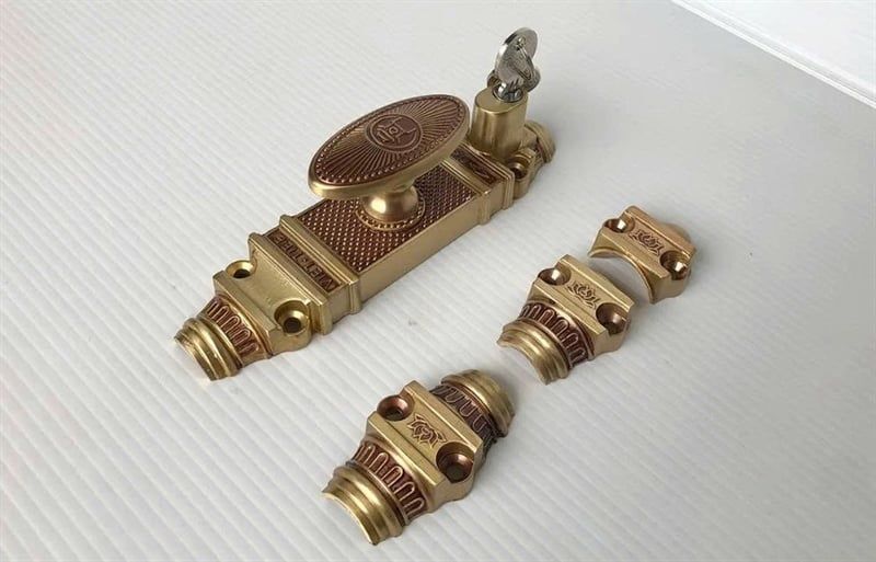  Chốt Celemone CK 09960 (ĐỒNG THAU NGUYÊN KHỐI) 