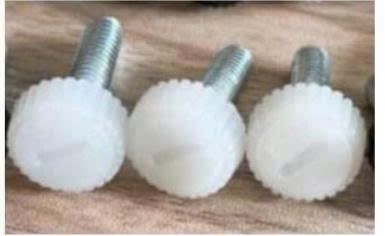  Chân đế Nhựa trắng 6 x 15 