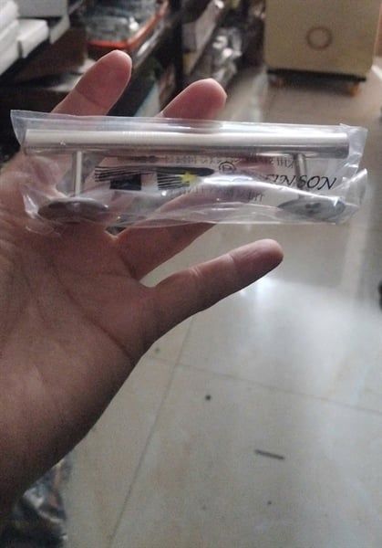  Tay cửa sổ inox nhẹ TP 1T2 