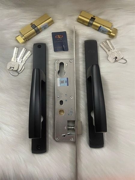  Khóa đơn điểm đen Mở Ngoài AD tay đúc (20b/t) 