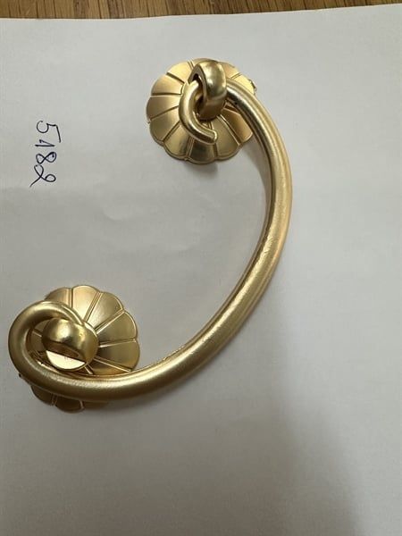  Tay nắm tủ vàng hợp kim 1582 64mm(50C/H) 