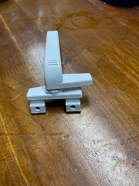  Tay nắm nhôm cỏ màu trắng có chân hamerd 