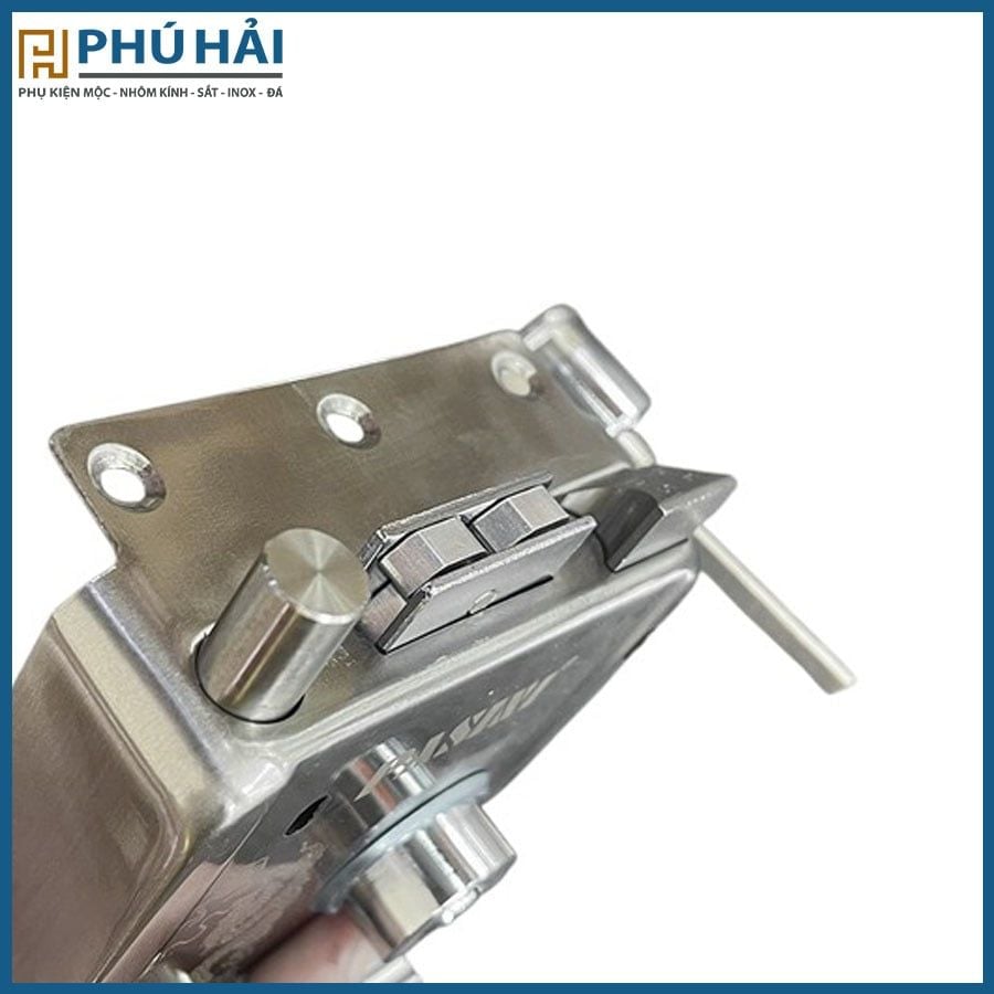  Khóa cổng M699 2 móc 