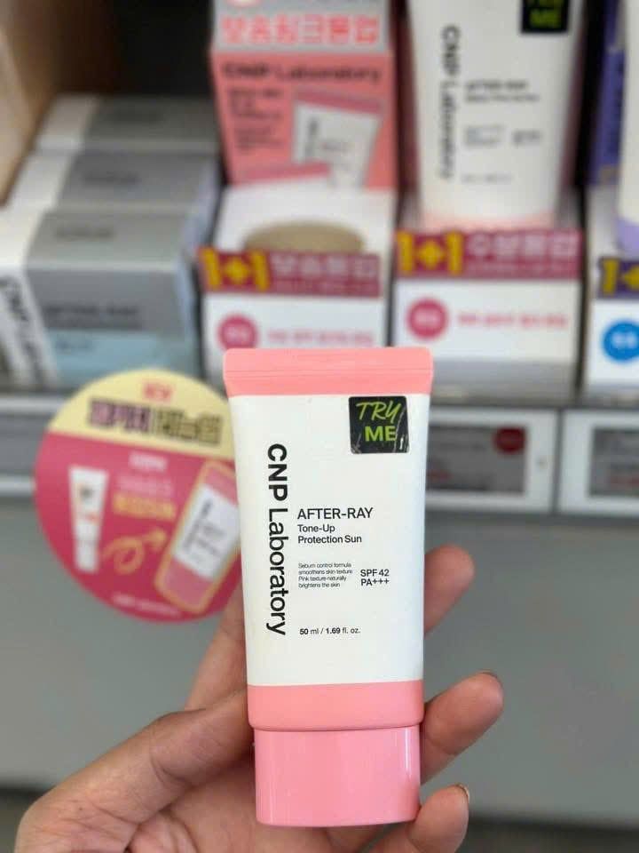 Set kem chống nắng CNP cho da dầu