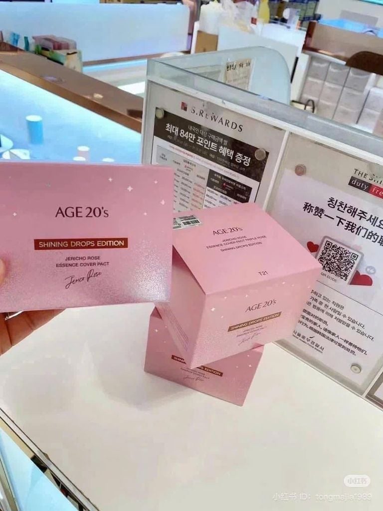 AGE 20's Shining Drop Edition Jericho Rose Essence Pink Pact Pink Latte No.21
