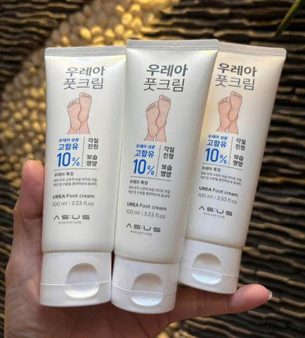 KEM DƯỠNG DA CHÂN DAISO 100ML UREA