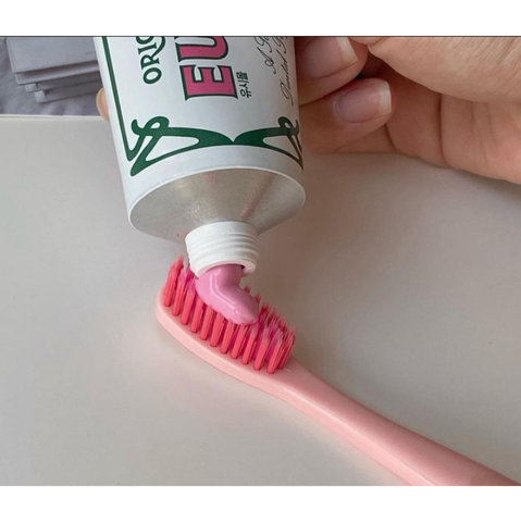 KEM ĐÁNH RĂNG EUTHYMOL ORIGINAL/SENSIVTIVE TOOTHPASTE 106G