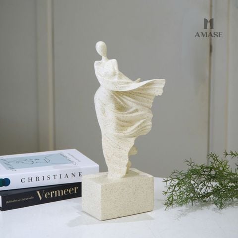 Tượng Decor Whispering Wind