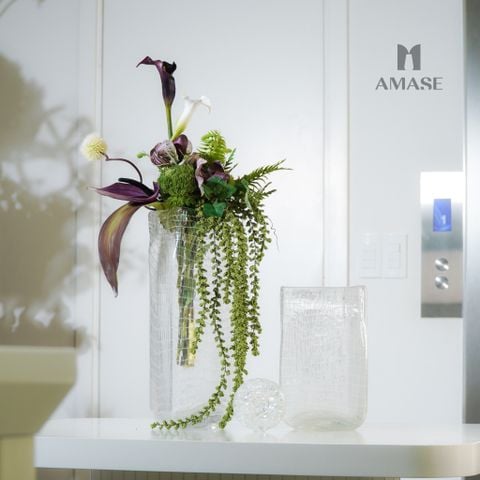 Lọ Hoa Thủy Tinh Tam Giác Lạ Mắt