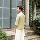  Hạnh - Áo kiểu trung niên cổ tròn kết hạt châu chất liệu lụa in họa tiết hoa 1432/3.385/4.446 