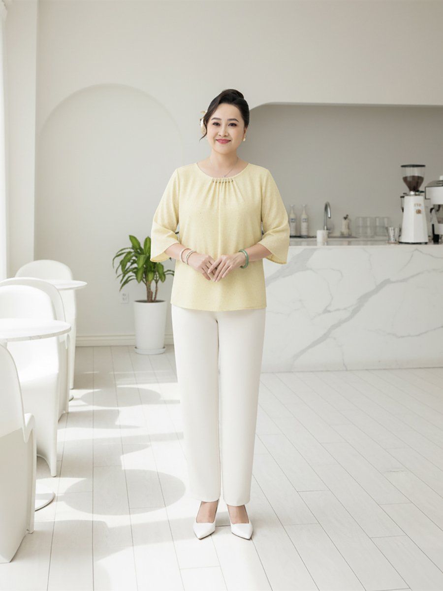  HẠNH - Áo kiểu cổ tròn đính nút tay lỡ chất liệu Lua Kim Cương1432/5.117 