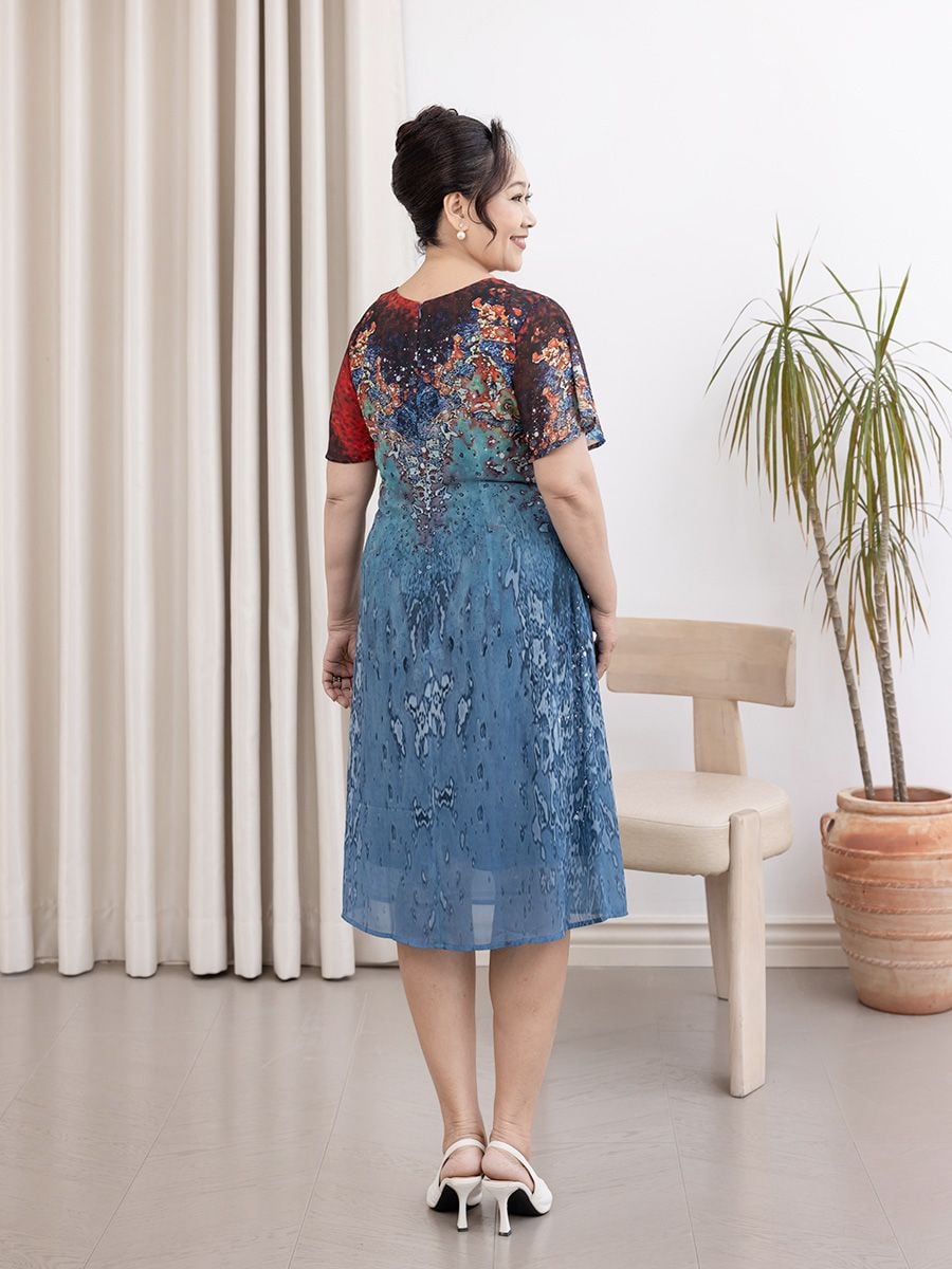  Hạnh Đầm suông cổ tròn in họa tiết sắc màu đại dương , tay ngắn 1623/5.308 