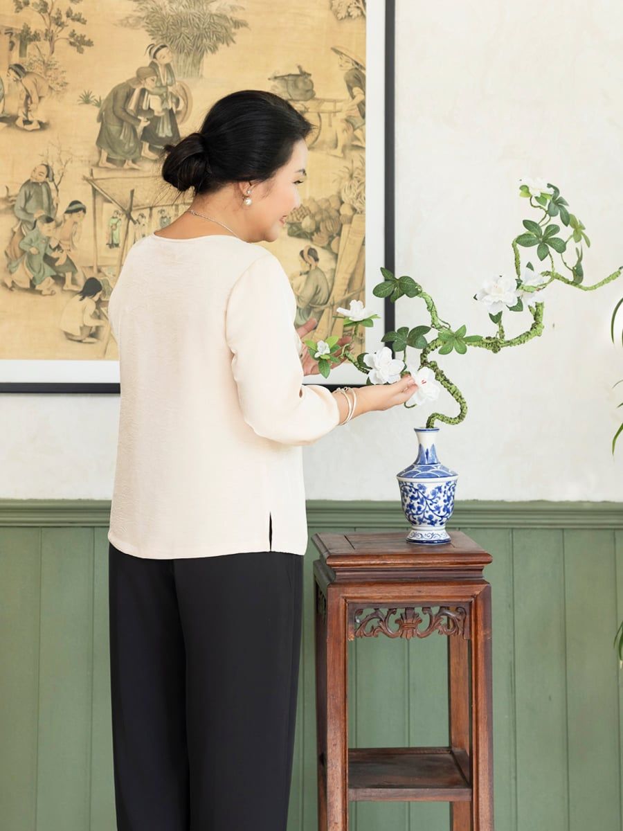  HẠNH - Áo kiểu chất liệu lụa cavan 2472/4.575 