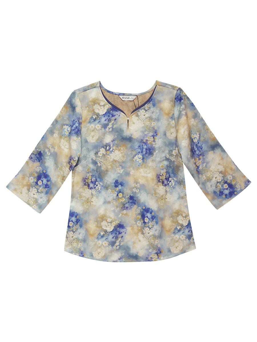  Hạnh - Áo kiểu trung niên cổ xẻ lá trầu đính hạt châu chất liệu lụa in họa tiết 25415/5.400/5.399/5.401 