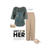  Hạnh - Áo kiểu xẻ lá trầu đính hạt châu, tay lửng 4432/4.597 