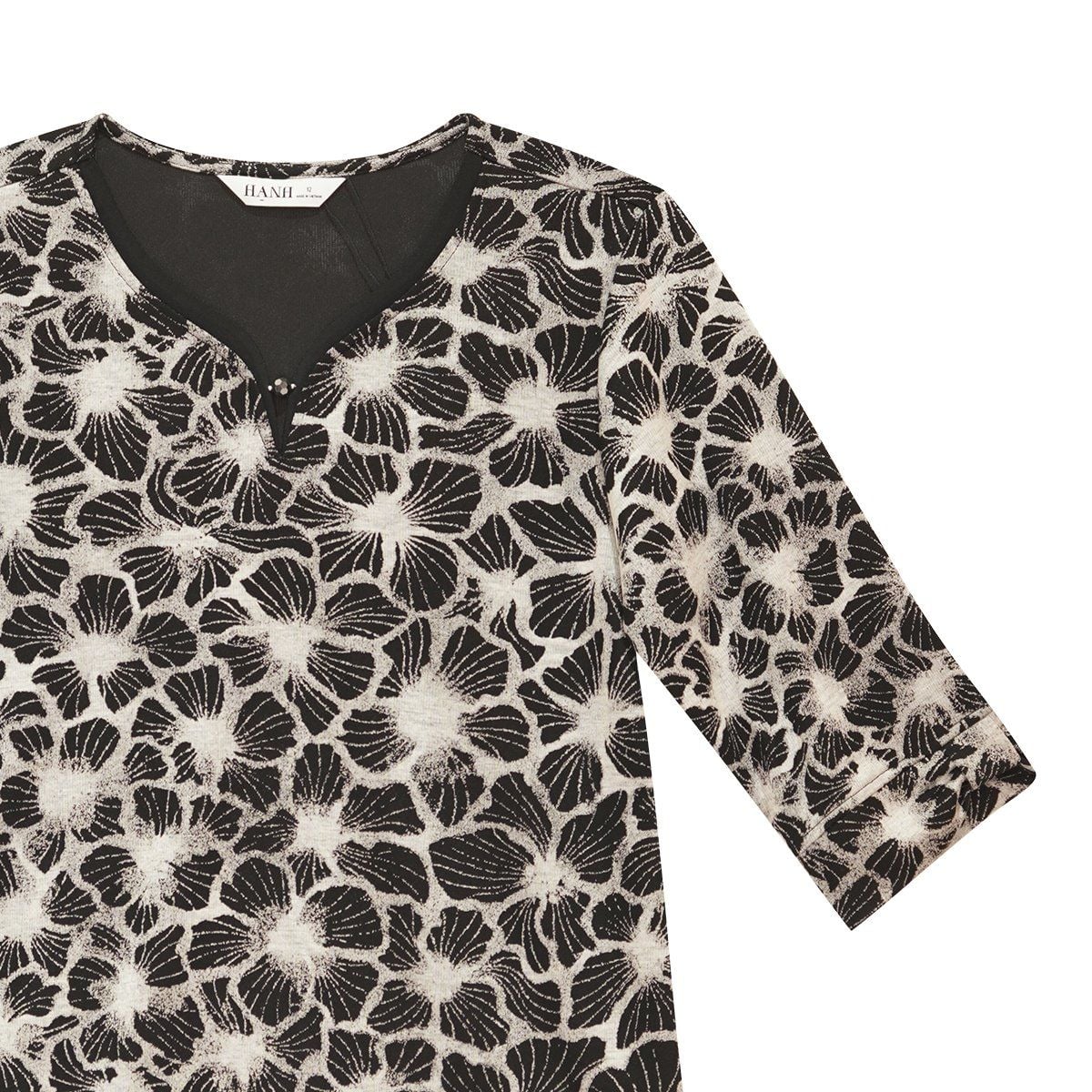  Hạnh - Áo kiểu trung niên cổ tim tay lỡ chất liệu cotton in họa tiết 4437/5.114 