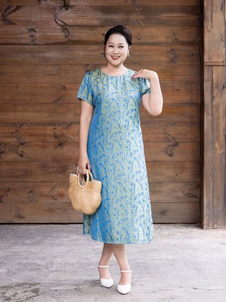  Hạnh - Đầm suông trung niên cổ tròn tay ngắn chất liệu gấm in họa tiết 5605/5.343/5.217 