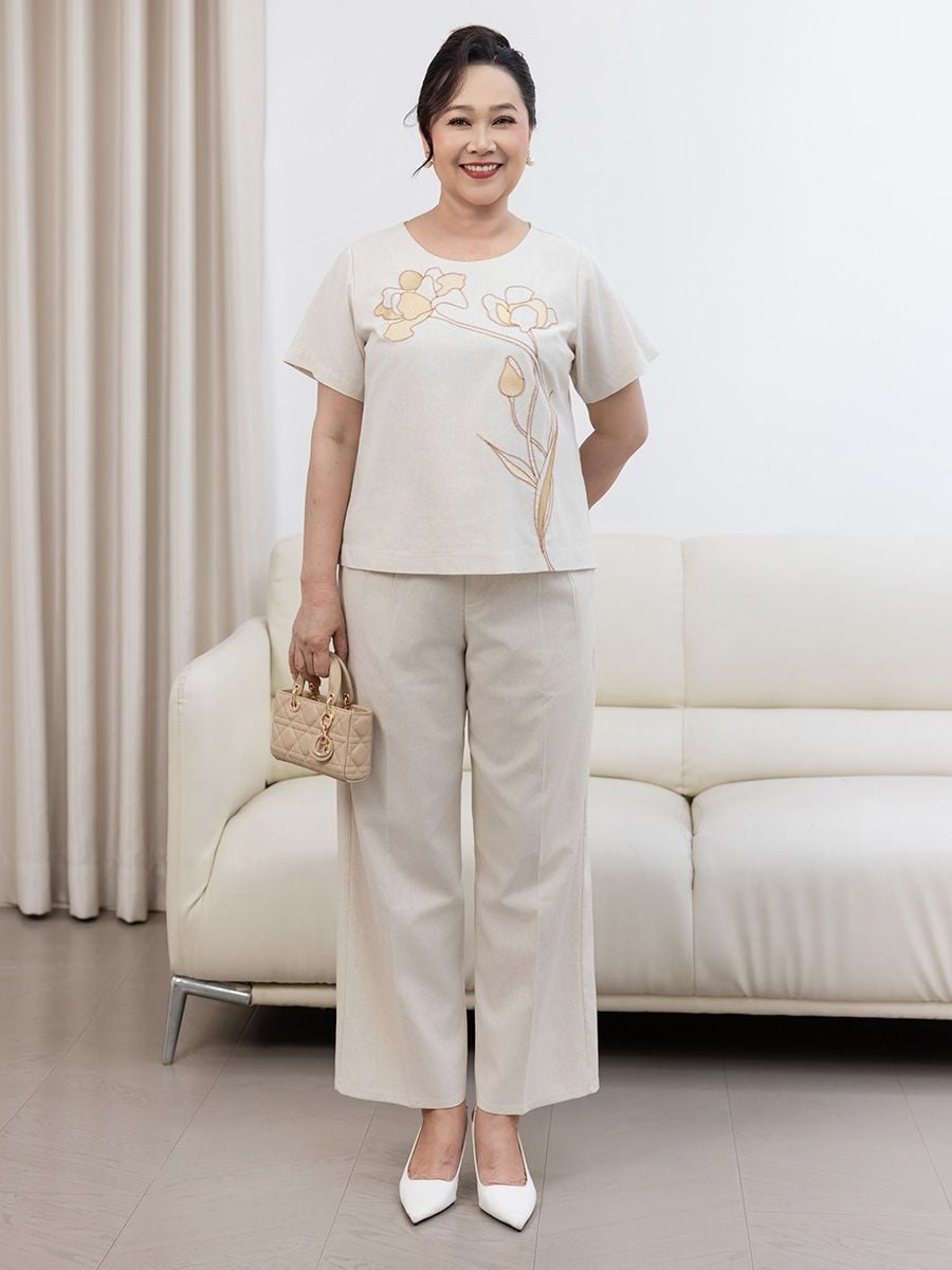  Hạnh Áo cổ tròn thêu họa tiết thêu, tay ngắn 3413/5.238 