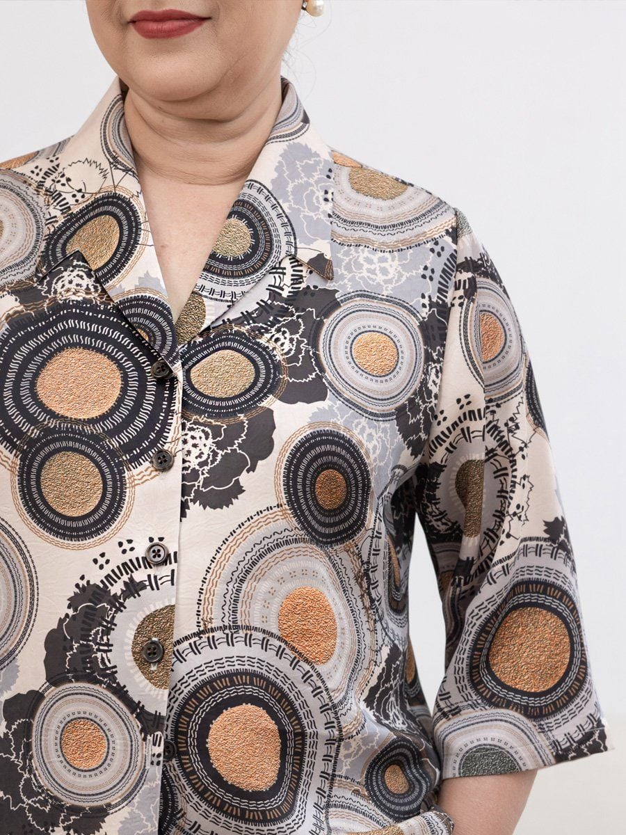  Áo sơ mi Hạnh in họa tiết vòn tròn thời gian,  tay lửng 25411/5.243 