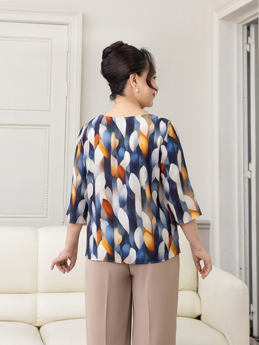  Hạnh Áo cổ tròn dún đính đá,tay lửng phối ren 25416/5.298 