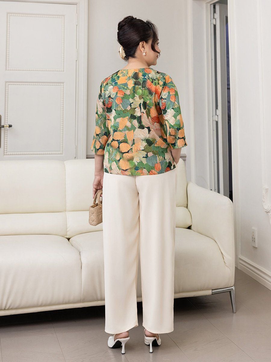  Hạnh Áo cổ tròn in họa tiết hoa, kết hạt, tay lửng 1432/5.283 