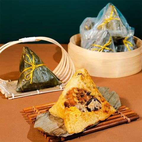  Bánh Ú Bào Ngư Thượng Hạng (1 cái) 