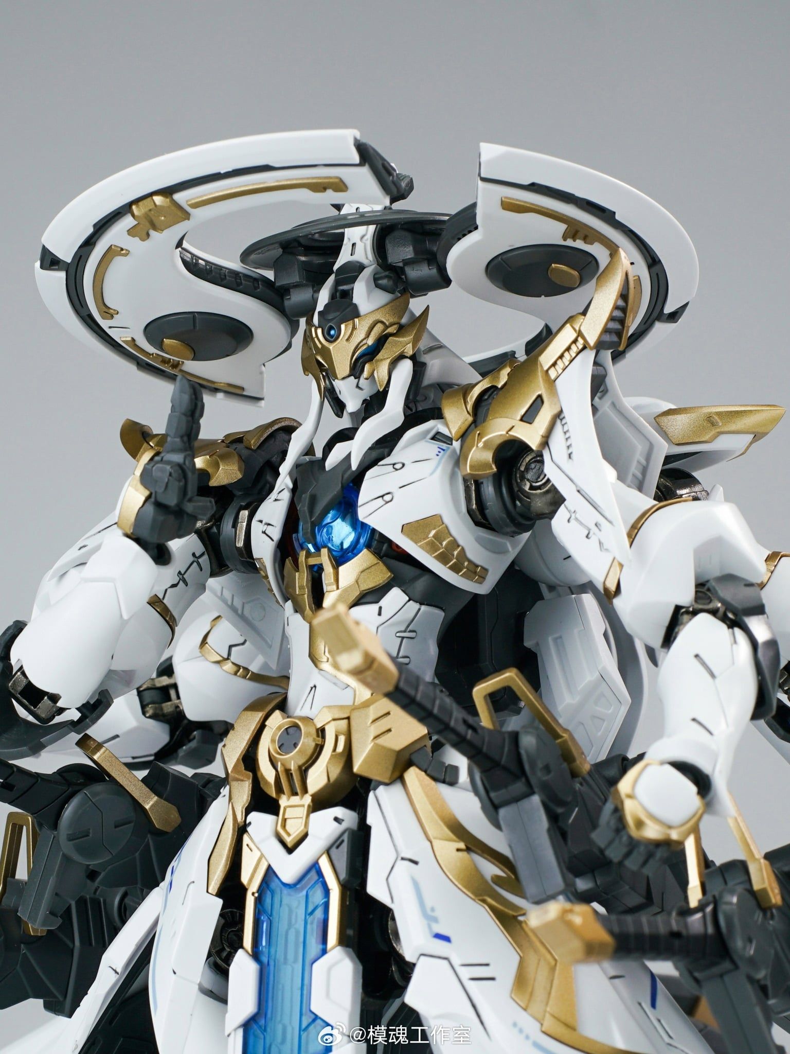  Mô Hình Lắp Ráp 1/100 TIêu Dao Tử | Background có sẵn | Base đi kèm | Khung Kim loại 