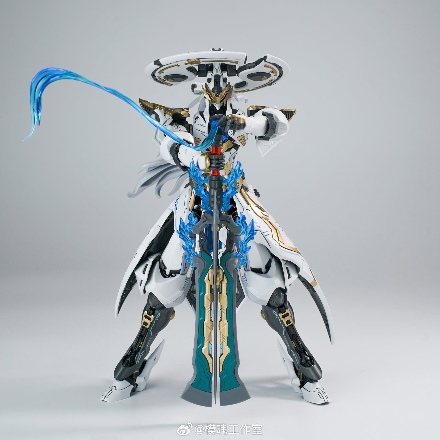  Mô Hình Lắp Ráp 1/100 TIêu Dao Tử | Background có sẵn | Base đi kèm | Khung Kim loại 