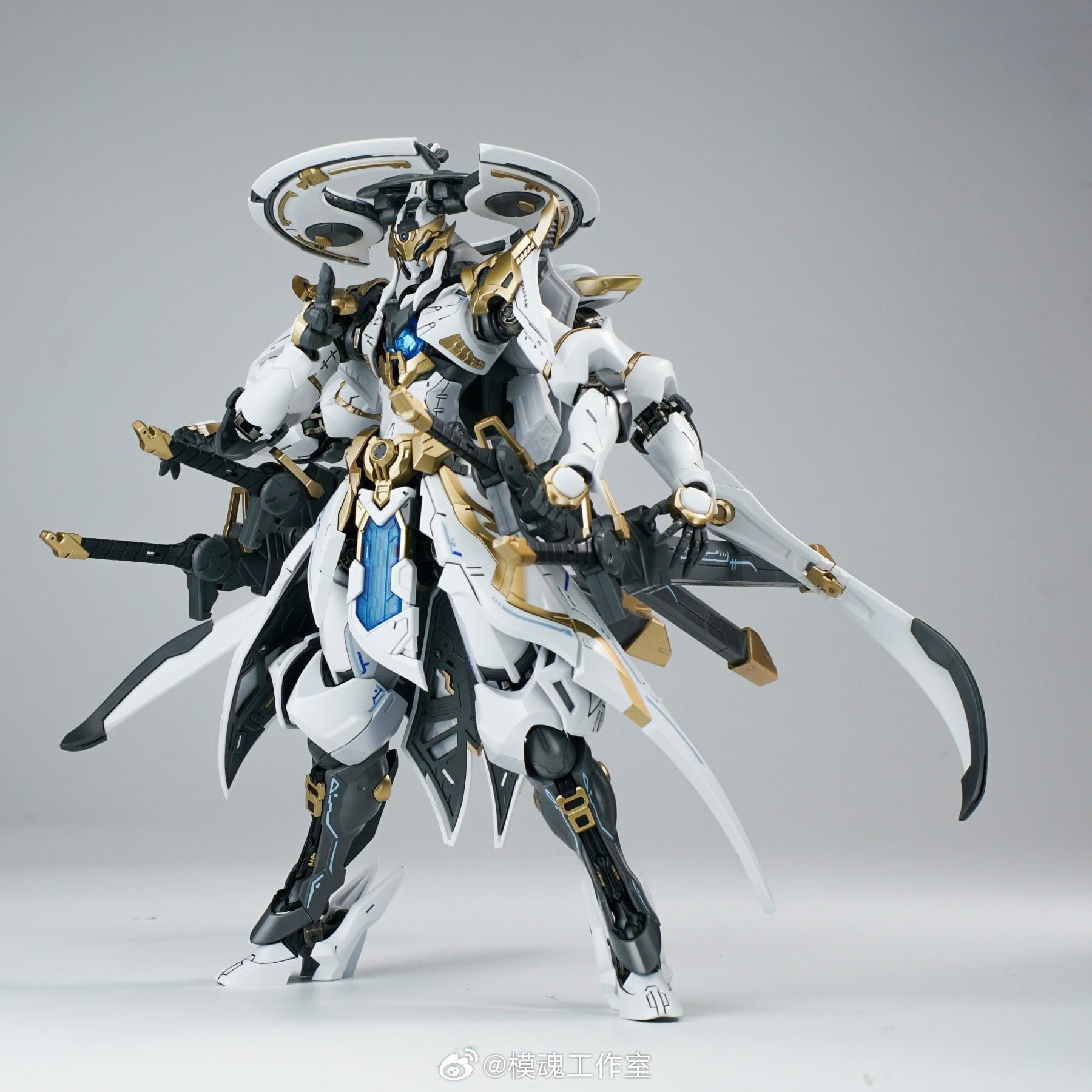  Mô Hình Lắp Ráp 1/100 TIêu Dao Tử | Background có sẵn | Base đi kèm | Khung Kim loại 