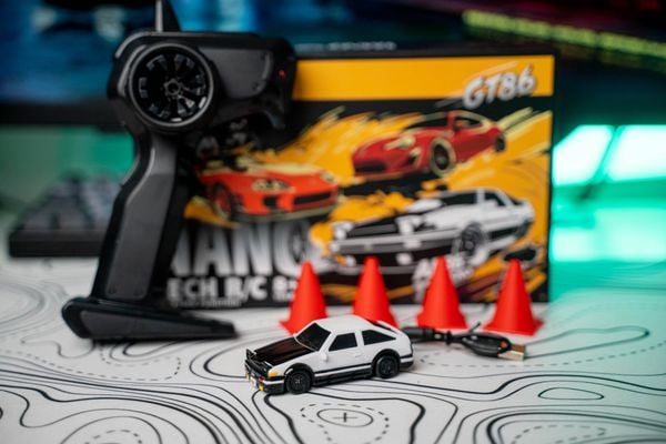  Xe đua điều khiển Mini Drift 