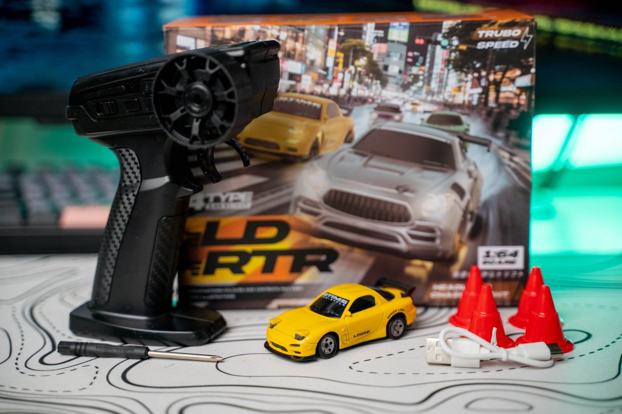  Xe đua điều khiển Mini Drift (1:64) 