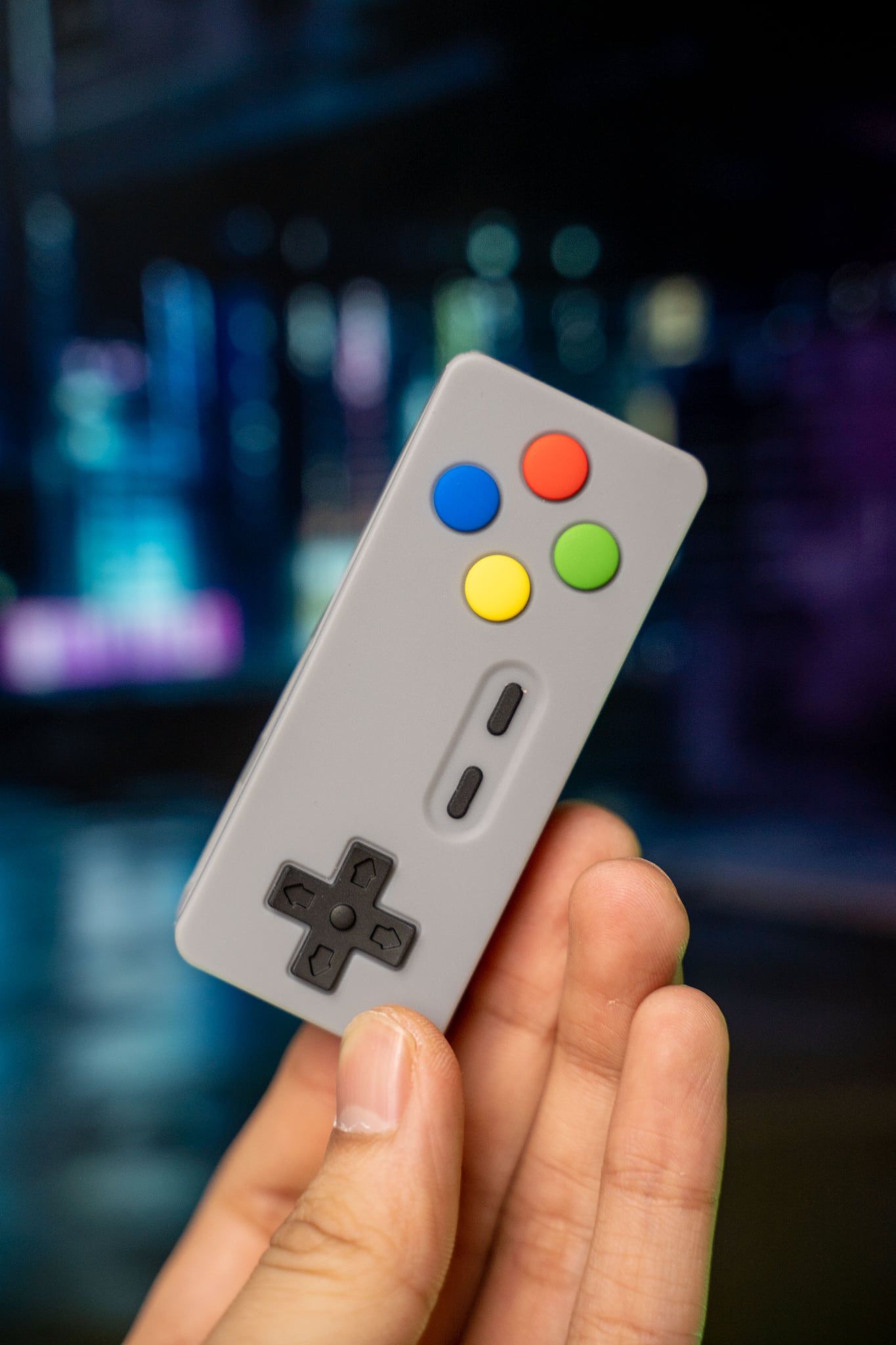  Hub mở rộng chuyển đổi 4 cổng Type C / USB truyền tải tốc độ - Thiết kế hình Controller Retro 