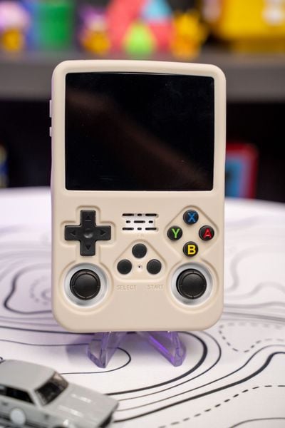  Ốp Silicon máy R36S - bảo vệ máy chơi game chống bụi, chống va đập 